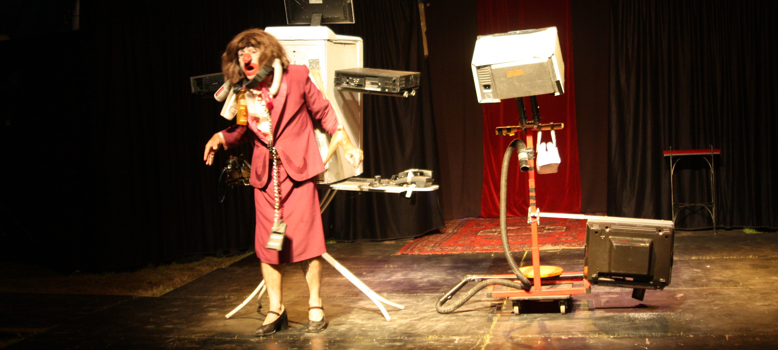 "La machine multifonction", solo clown de et avec Alexandre Demay. Crédit photo : DR